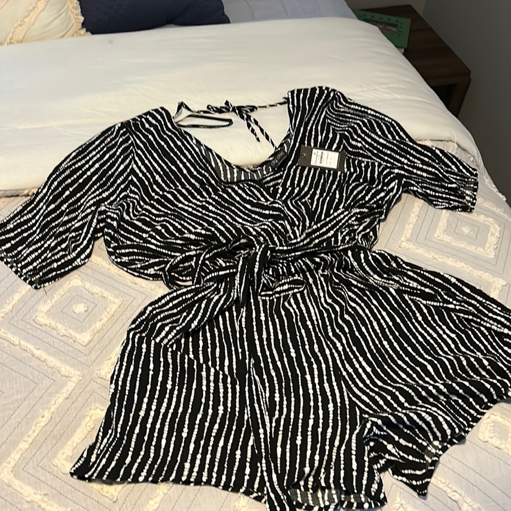 City Chic NWT Romper